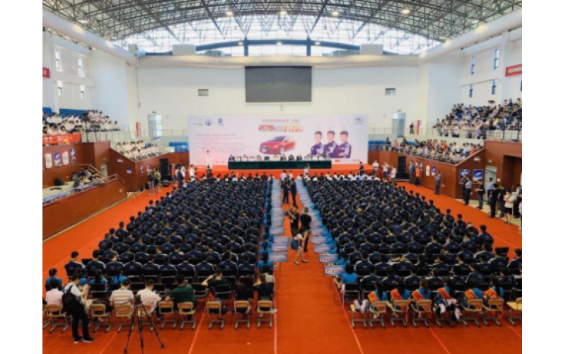 【榮耀時刻】2019年全國職業(yè)院校技能大賽（中職組）汽車運(yùn)用與維修賽項(xiàng)圓滿落幕